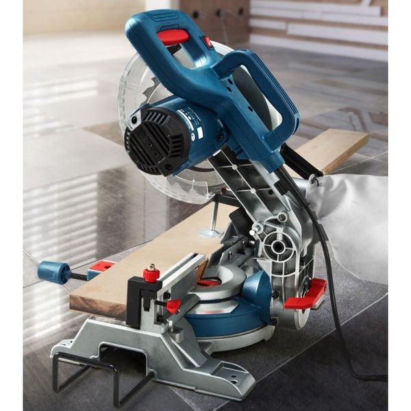 Торцовочная пила Bosch GCM 216 Professional (1.3 кВт, 216 мм) (0601B33000) 0601B33000 фото