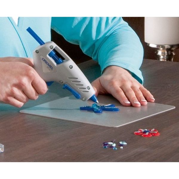 Клейовий пістолет Dremel Glue Gun 930 (5 г/хв) (F0130930JC) F0130930JC фото