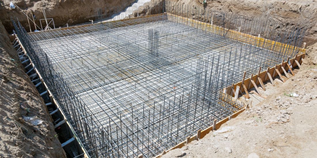 Строительство из металлопроката: основные элементы — арматура, трубы, двутавровые балки, швеллеры