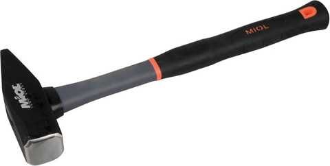 Молоток слюсарний з пластиковою ручкою 500гр