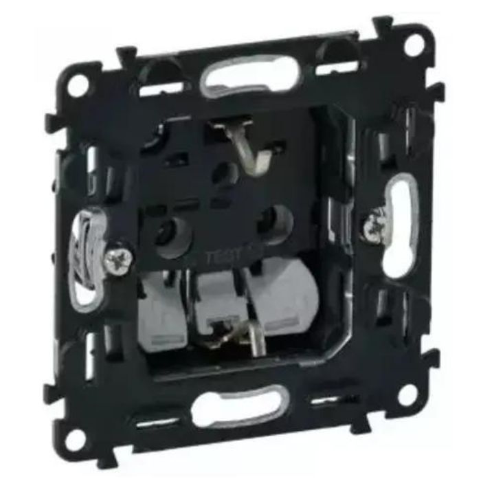 Valena IN'MATIC Розетка 2К+С 16А 250В, автоматические клеммы