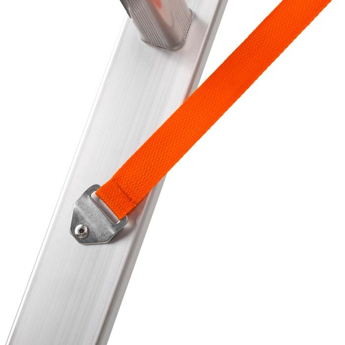 Лестница алюминиевая 3-х секционная BLUETOOLS (3х7 ступеней) (160-9004)