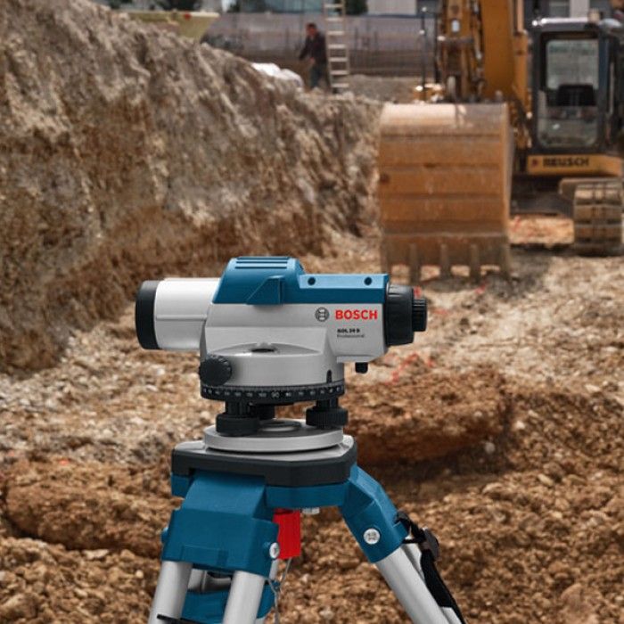 Оптический нивелир Bosch Professional GOL 20 D + штатив BT 160 + линейка GR 500 (0601068402)