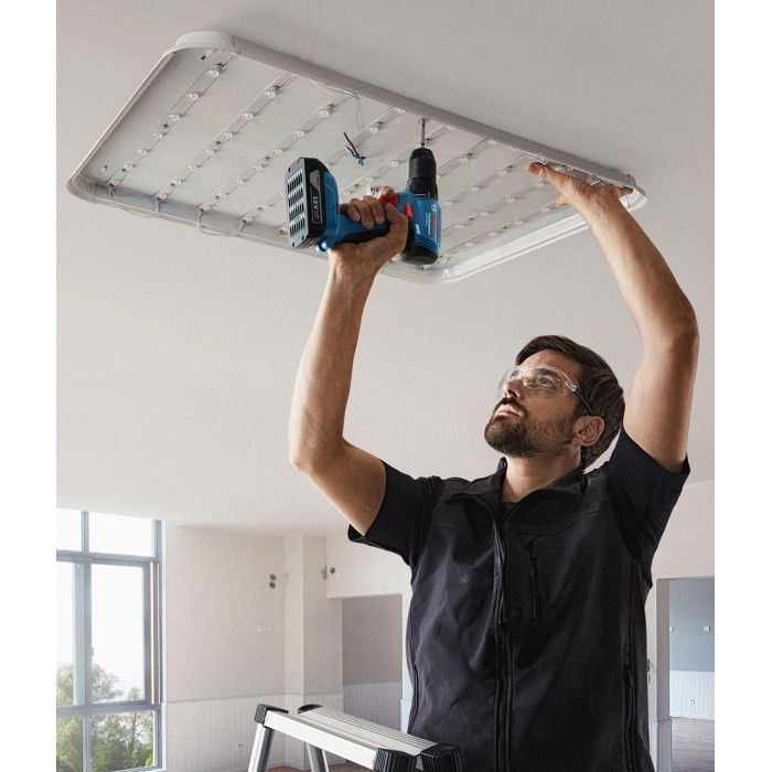 Акумуляторний шуруповерт Bosch GSB 185-LI Professional (18 В, 2х2 А*год, 50 Н*м) (06019K3100)