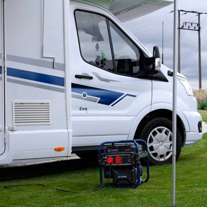 Інверторний бензогенератор TAGRED TA2500iNW + олива (2.5 кВт)