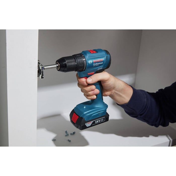 Аккумуляторная дрель-шуруповерт Bosch GSR 185-LI Professional (18 В, 2х2 А*ч, 50 Н*м) (06019K3000)