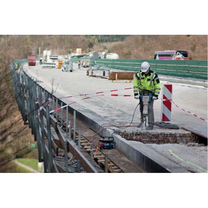 Отбойный молоток Bosch GSH 27 VC Professional (2 кВт, 62 Дж) (061130A000) (061130A000)