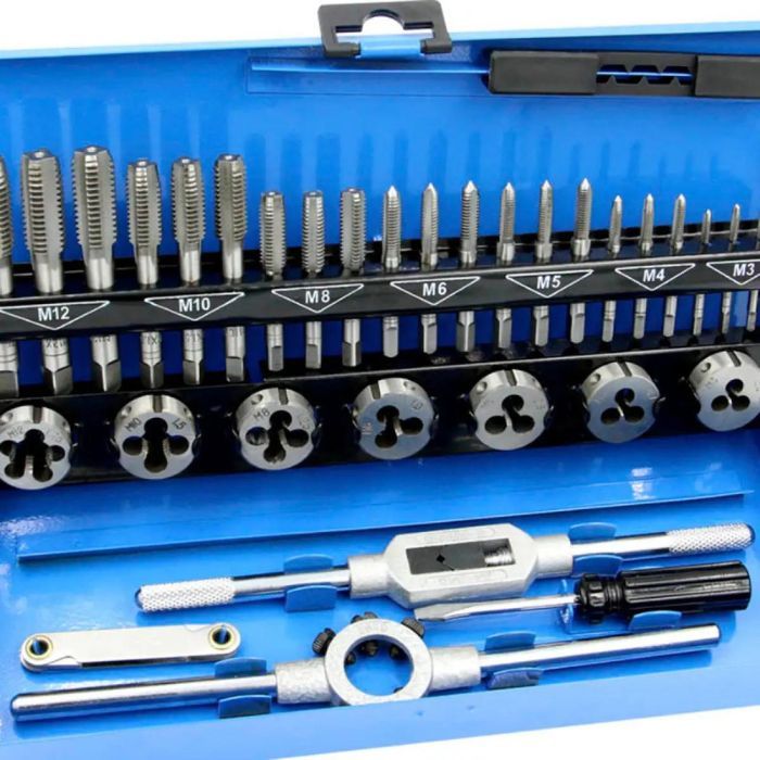 Набір мітчиків та плашок 32 од. Werk