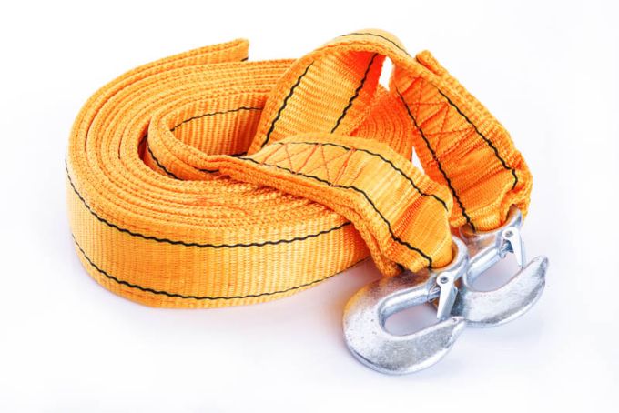 Трос буксирувальний 5,5м*65мм 8т (посилений з подвійною пряжкою)