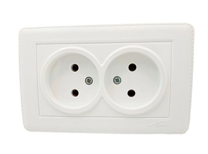 Розетка подвійна без заземлення IP20 біла шкіра Almera DOGU