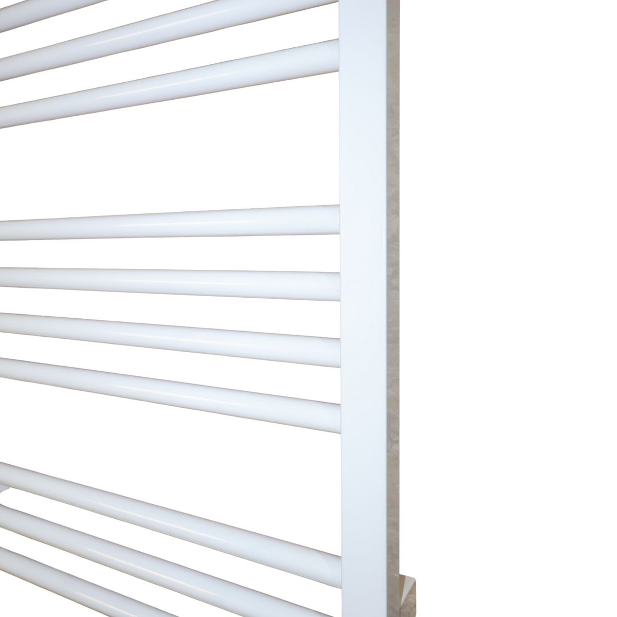 Рушникосушарка електрична Carino ARIANNA з кнопкою Білий глянець 590*490