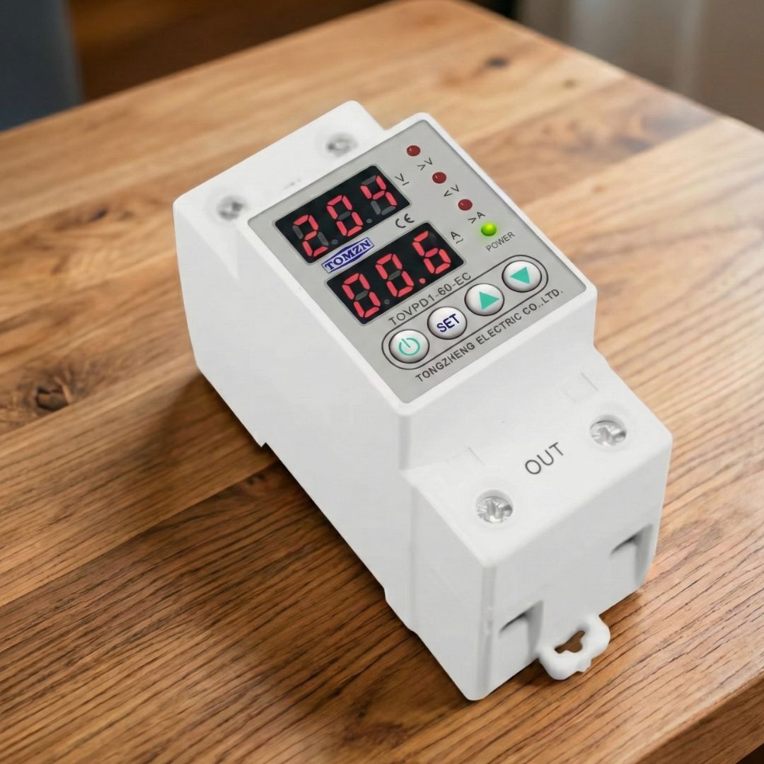 Реле контролю напруги та струму 60А 230В на DIN-рейку з регулюванням та дисплеєм VA-Protector